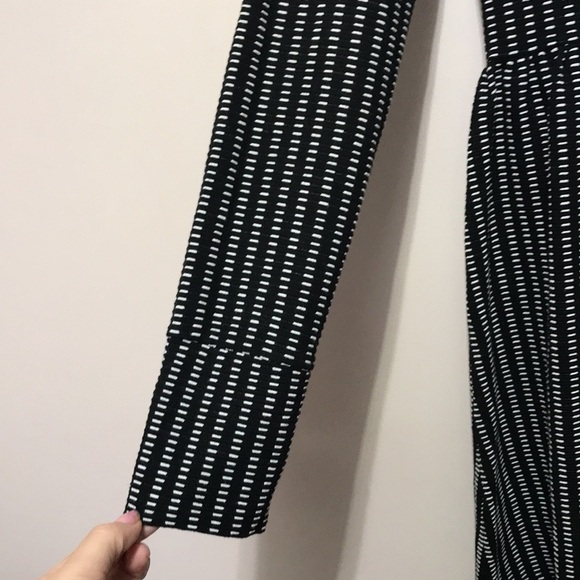 JUST Female TRAIN SHOP DRESS long sleeve black white size Small oversized - Picture 6 of 13